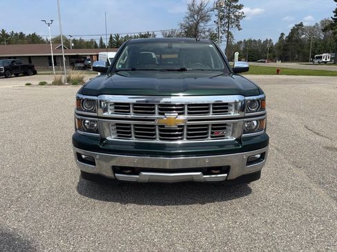 Used 2015 Chevrolet Silverado 1500 LTZ Z71 w/ LTZ Plus Package AWD/4WD image 8