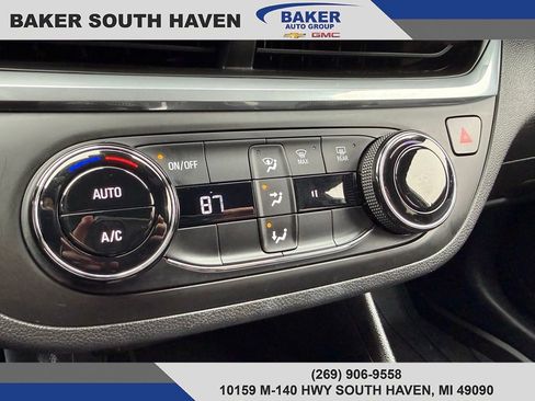 Used 2024 Buick Envista Preferred w/ Convenience II Package image 24