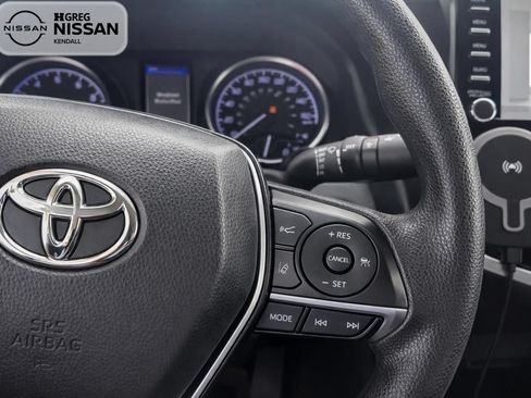 Used 2021 Toyota Camry LE FWD image 6
