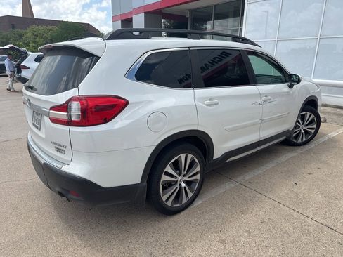Used 2019 Subaru Ascent Limited w/ Popular Package #2 image 4