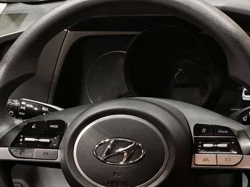 Used 2023 Hyundai Elantra SEL FWD image 22