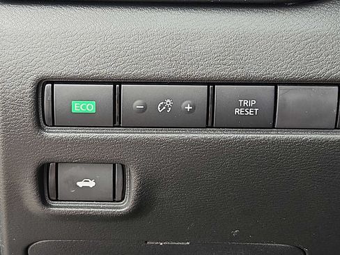 Used 2023 Nissan Sentra S FWD image 24