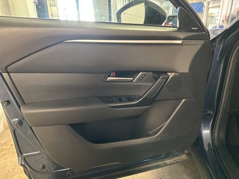 Used 2025 MAZDA CX-50 AWD 2.5 S w/ Premium Package image 9