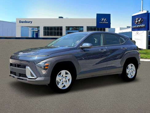 New 2026 Hyundai Kona SE image 2