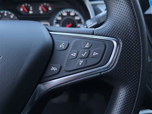 Used 2024 Chevrolet Malibu LT image 25