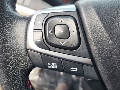 Used 2016 Toyota Camry SE image 26