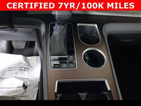 Used 2024 Toyota Sienna LE image 25