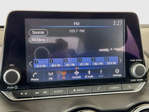 Used 2020 Nissan Sentra SV FWD image 20