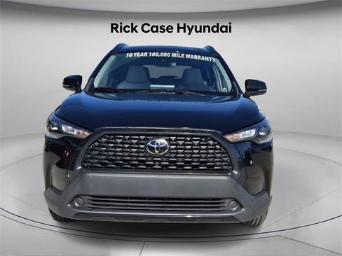 Used 2022 Toyota Corolla Cross LE image 5