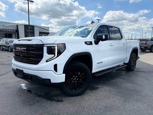 Used 2024 GMC Sierra 1500 Elevation w/ Elevation Premium Package AWD/4WD image 4