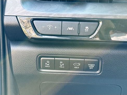 Used 2022 Kia Carnival SX FWD image 37