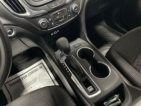 Used 2022 Chevrolet Equinox LT image 34