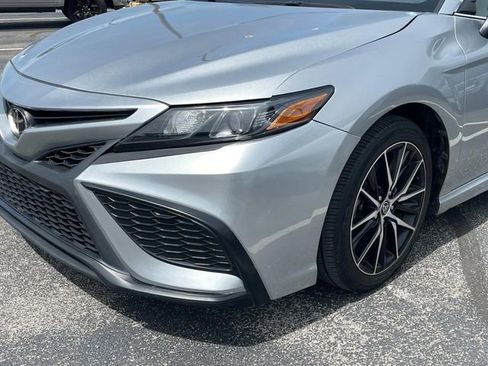 Used 2023 Toyota Camry SE FWD image 10