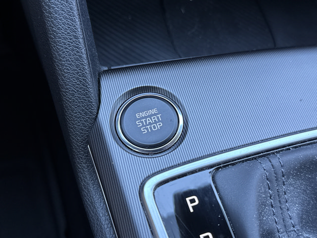 Used 2026 Kia Sportage EX FWD image 33