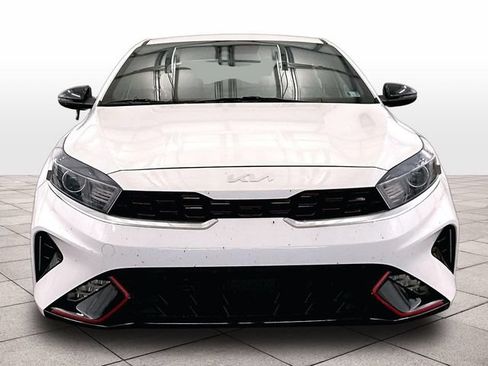 Used 2022 Kia Forte GT-Line w/ GT-Line Premium Package FWD image 3