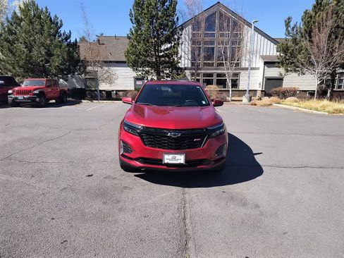 Used 2024 Chevrolet Equinox RS w/ RS Leather Package image 8