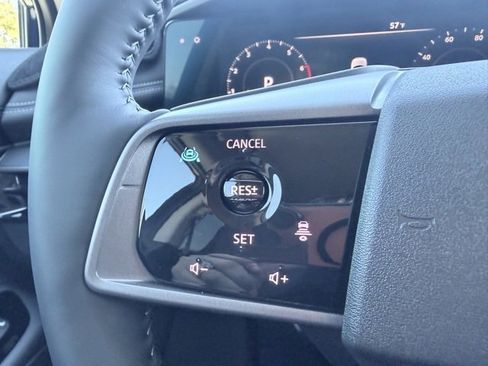 Certified 2025 Nissan Murano SV image 10