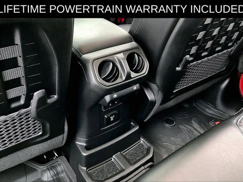 Used 2022 Jeep Wrangler Unlimited Rubicon 4xe w/ Cold Weather Group AWD/4WD image 33