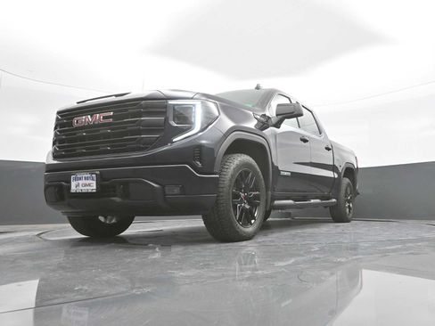Used 2026 GMC Sierra 1500 Elevation w/ Elevation Select Package AWD/4WD image 42