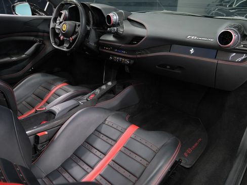 Used 2022 Ferrari F8 Tributo RWD image 35