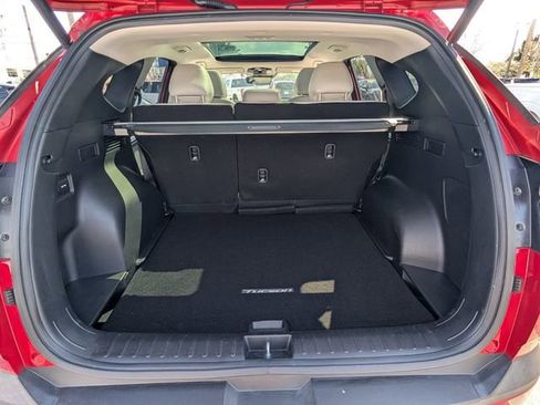 Used 2023 Hyundai Tucson Limited w/ Cargo Package image 7