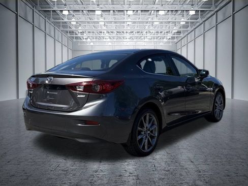 Used 2018 MAZDA MAZDA3 Touring FWD image 22