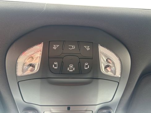 New 2026 Chrysler Pacifica Limited w/ S Appearance Package image 75