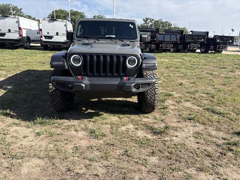 Used 2020 Jeep Wrangler Unlimited Rubicon AWD/4WD image 2