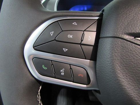 New 2027 Chrysler Pacifica Select FWD image 25