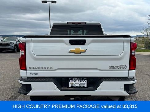 Used 2024 Chevrolet Silverado 2500 High Country w/ High Country Premium Package AWD/4WD image 4