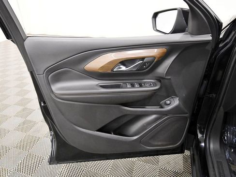 Used 2019 GMC Terrain SLE w/ Driver Convenience Package image 13