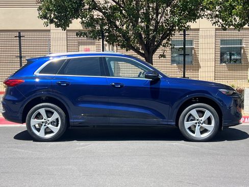 New 2026 Audi Q5 Premium Plus AWD/4WD image 7