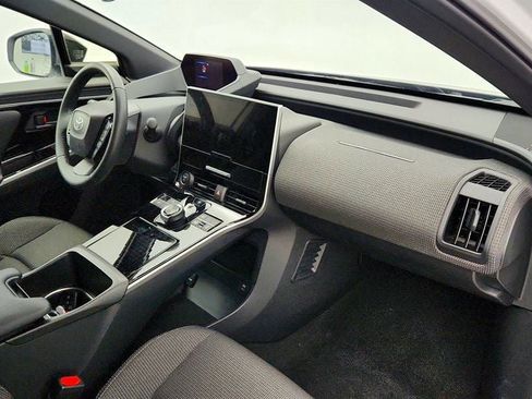 Used 2024 Toyota bZ4X AWD image 25