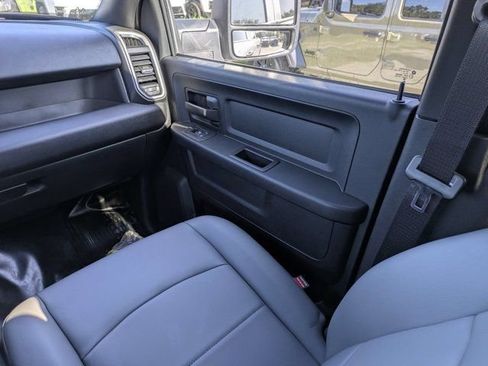New 2026 RAM 2500 Tradesman AWD/4WD image 16