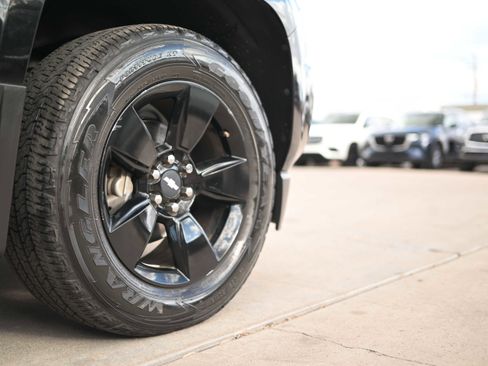 Used 2016 Chevrolet Colorado LT w/ Midnight Edition image 14