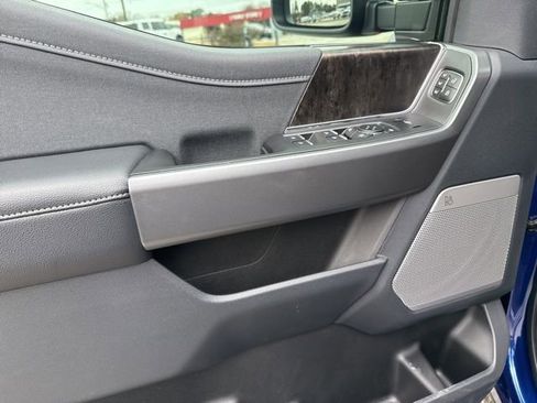 New 2026 Ford F350 Lariat w/ Black Appearance Package image 21