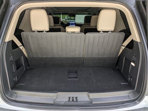 Used 2022 Ford Expedition Platinum AWD/4WD image 14