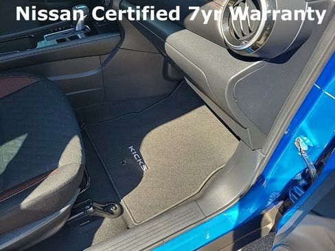 Used 2024 Nissan Kicks SR image 40