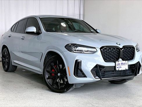 Used 2022 BMW X4 xDrive30i w/ M Sport Package image 1