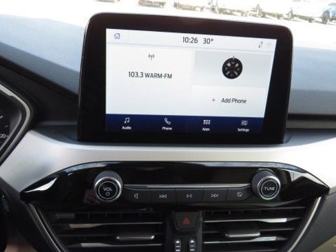 Certified 2021 Ford Escape SE image 10