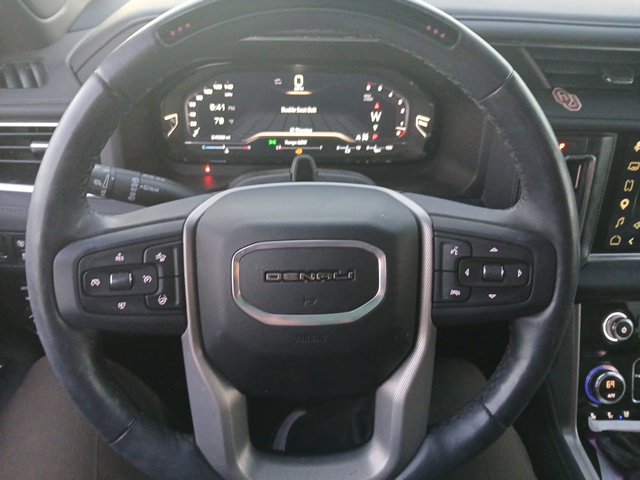 Used 2024 GMC Yukon Denali w/ Advanced Technology Package AWD/4WD image 13