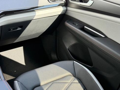 New 2026 Volkswagen Atlas Peak Edition AWD/4WD image 10