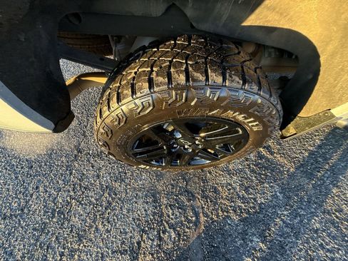 Certified 2024 Chevrolet Silverado 1500 Custom Trail Boss w/ LPO, Dark Essentials Package image 40