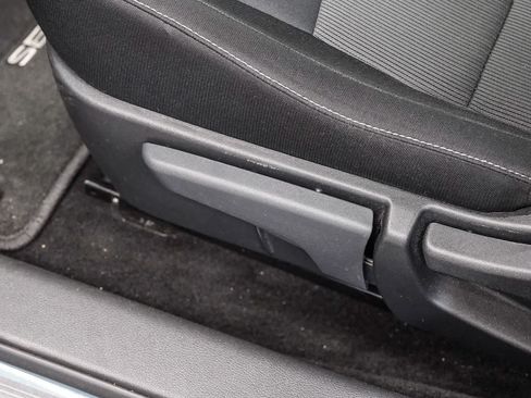 Used 2025 Nissan Sentra SV FWD image 22