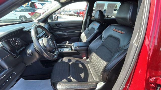 Used 2025 Nissan Pathfinder Rock Creek AWD/4WD image 19