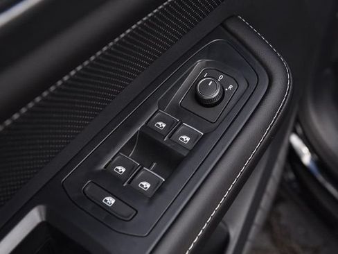 New 2026 Volkswagen Atlas Cross Sport SE AWD/4WD image 8