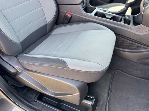 Used 2019 Ford Escape S image 15