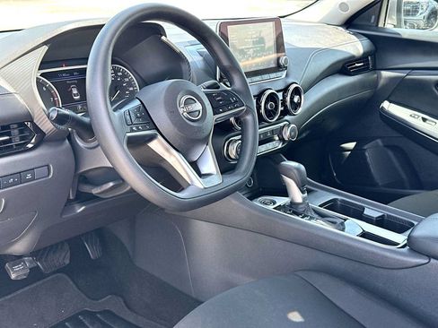 Used 2025 Nissan Sentra SV FWD image 18