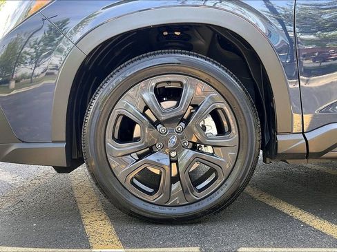 Used 2023 Subaru Ascent Onyx Edition AWD/4WD image 10