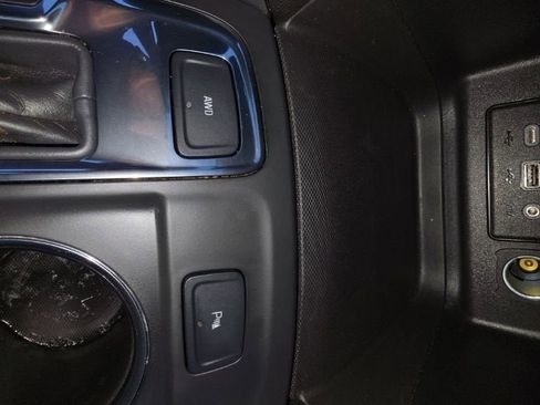 Used 2023 Chevrolet Equinox LT image 19